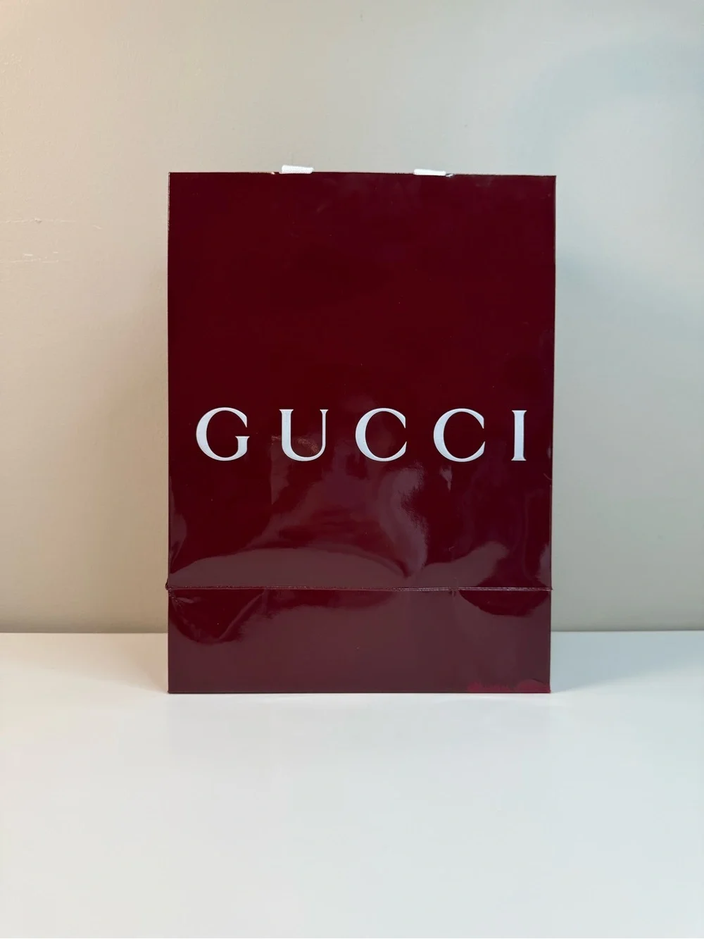 Gucci Large Burgundy Glossy Shopping Bag + Matching Card Envelope Packaging